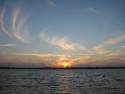 Sonnenuntergang mit Wolken